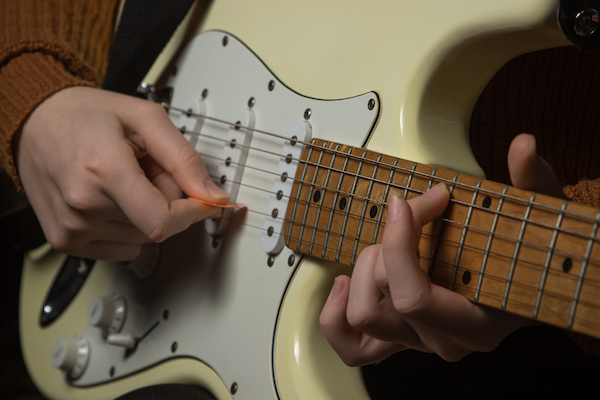 stratocaster technique